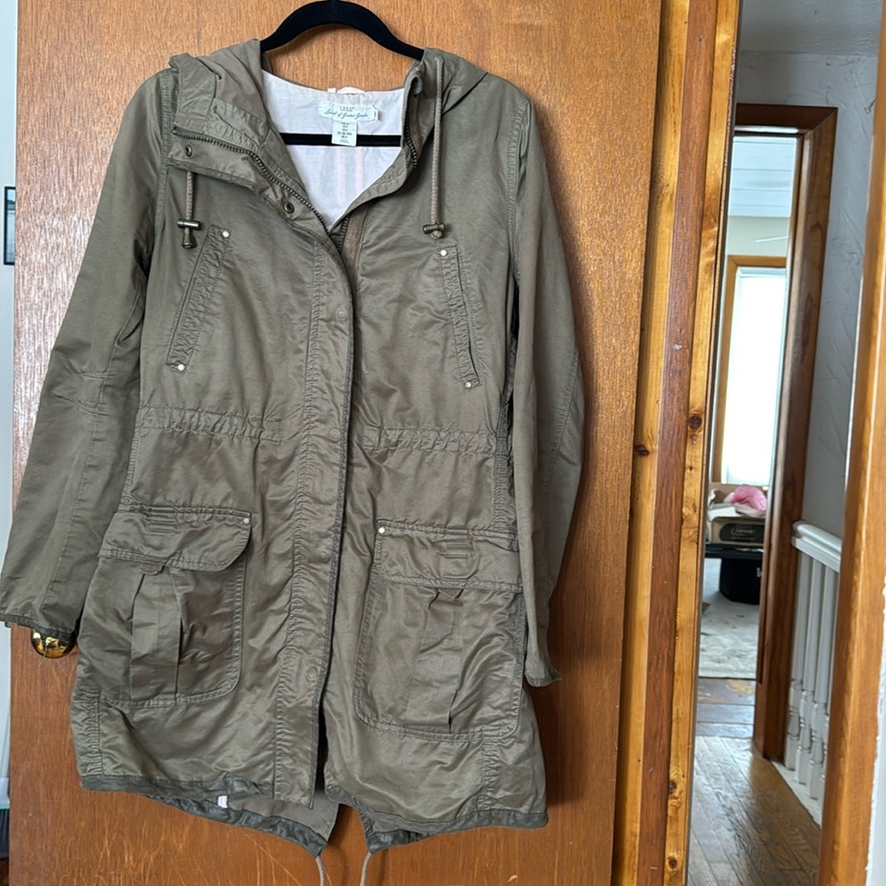 H&M vintage green jacket with hood size 6